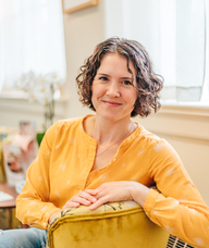 Book an Appointment with Michelle Grasek for Acupuncture