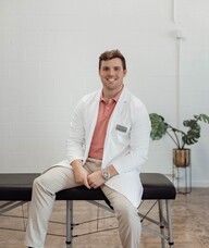 Book an Appointment with Dr. Johnathen Baggett for Chiropractic