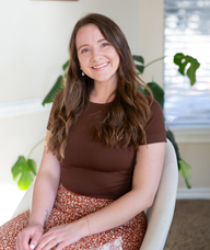 Book an Appointment with Hannah Neely for Therapy for Preteens, Teens, & College Students