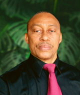 Book an Appointment with Macaulay Nwachukwu at Rincon Chiropractic - San Francisco