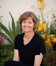 Book an Appointment with Kate Elliott for Acupuncture