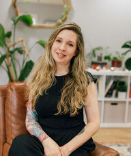 Book an Appointment with Laura Matieszyn for Therapeutic Massage & Corrective Bodywork