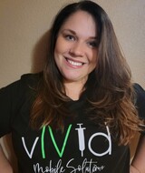 Book an Appointment with Lauren Shira at vIVid Lounge - Eau Claire, Wisconsin