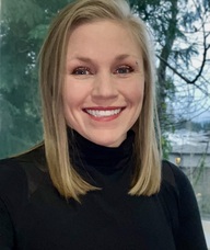 Book an Appointment with Hali Enderby for Chiropractic
