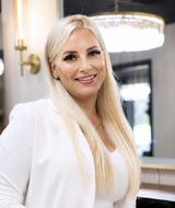 Book an Appointment with Laura Masteller at Bellava Aesthetics