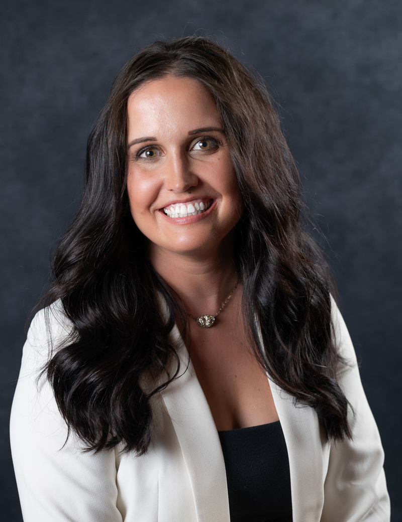 Dr. Lindsey Sivertsen